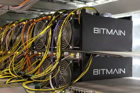 ‌ماجرای ماینر در زیرزمین ساختمان بورس