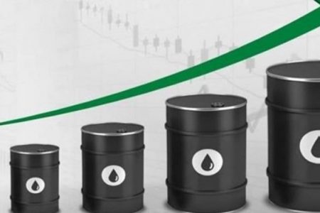 کاهش غیرمنتظره ذخایر نفت آمریکا عامل افزایش