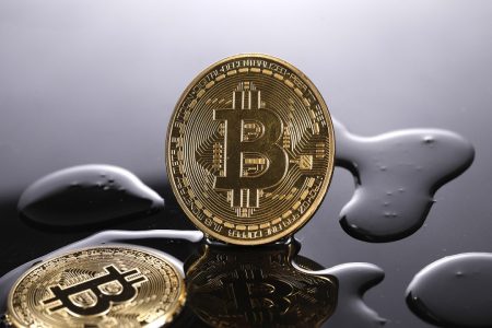 دور زدن تحریم‌های بانکی و نفتی با ارز‌های دیجیتال ممکن نیست