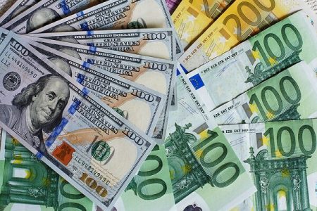 قیمت دلار ۴۰ هزار و ۹۰۱ تومان شد