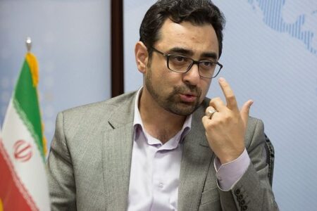 روایت عراقچی از ماجرای رشوه در پرونده بانک مرکزی