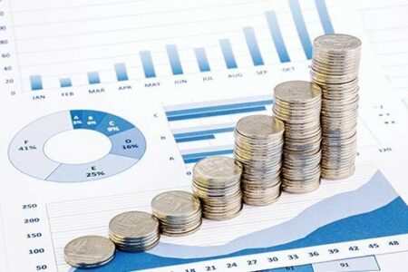 جلب اعتماد مردم لازمه تغییر مسیر بورس است