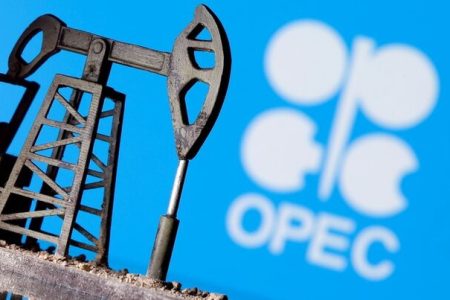 مذاکرات اوپک پلاس برای توقف افزایش تولید نفت تکذیب شد