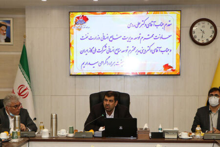 یکسان‌سازی نظام پرداخت حقوق و تسهیلات کارکنان، در دستور کار وزارت نفت