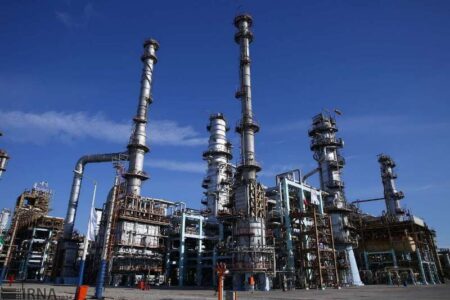 ارزش افزوده با توسعه پتروپالایشگاه‌ها ایجاد می شود