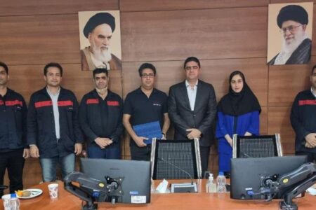 پروژه فولاد اکسین خوزستان در جشنواره ملی بهره وری پروژه برتر شد