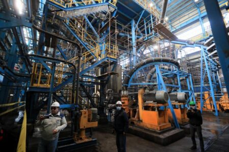 کارگران بیکار شده معدن سنگان خواف دوباره مشغول کار می‌شوند