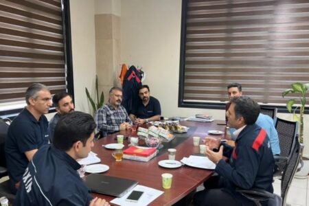 برگزاری جلسه تحلیل محیط کلان شرکت فولاد اکسین خوزستان