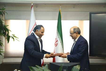 الحاقیه تفاهم نامه تامین مالی پروژه‌ها میان ایمیدرو و بانک تجارت امضا شد