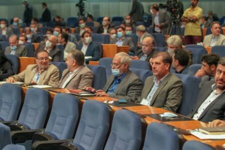 ذوب آهن اصفهان شرکت برتر هلدینگ شستا در هم افزایی شرکت های تابعه
