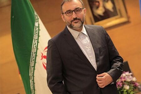 بدنبال هم افزایی در جهت رشد و توسعه چادرملو خواهم بود
