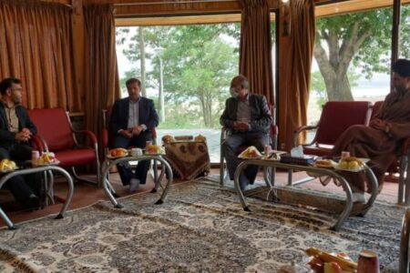نشست تعاملی مدیرعامل ذوب آهن اصفهان با مسئولین شهرستان چادگان