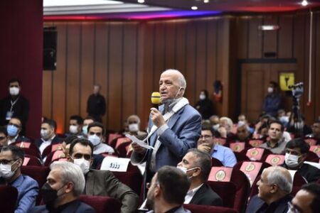 قدردانی رئیس هیئت مدیره کانون بازنشستگان فولاد مبارکه از مدیرعامل این شرکت