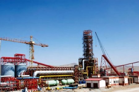 علی بابایی مدیر تکنولوژی و توسعه شرکت فولاد سفیددشت چهارمحال و بختیاری مطرح کرد؛ پیشرفت ۳۵ درصدی پروژه احداث جاده دسترسی شرکت فولاد سفیددشت
