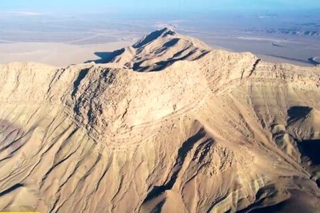 استقرار معدن جدید در کرکس کوه نطنز منتفی است