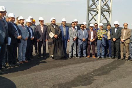 بازدید جعفری رئیس هیات عامل ایمیدرو از کارخانه و طرح‌های زغالسنگ طبس