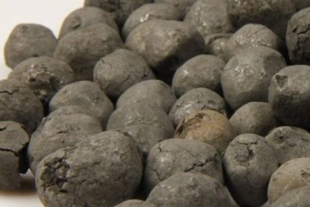 عرضه آهن اسفنجی در بورس کالا اصلاح شود