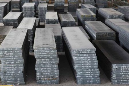 سرمایه‌گذاری ۷۰۰ میلیون دلاری در کارخانه فولاد استان بوشهر در ۲ فاز