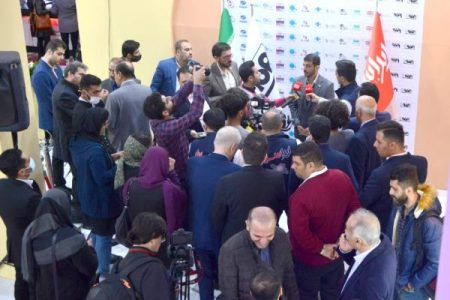 بومی سازی ۹۰ درصد تجهیزات فولاد مبارکه حاصل اعتماد و سرمایه‌گذاری در حوزه دانش بنیان است