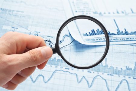 سودی که از غیر واقعی بودن نرخ دلار زنجیره فولاد نصیب دلال می شد به شرکت‌های تولیدی می رسد