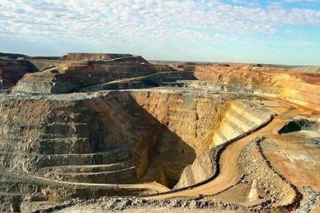 افزایش ۱۴۳ درصدی استخراج سنگ آهن در سنگان