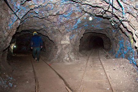 احیای معادن کوچک مقیاس در اغما