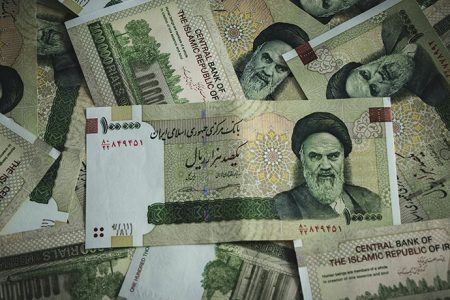 بانک مرکزی از کم شدن ۹.۹ واحد درصدی نرخ رشد نقدینگی خبر داد