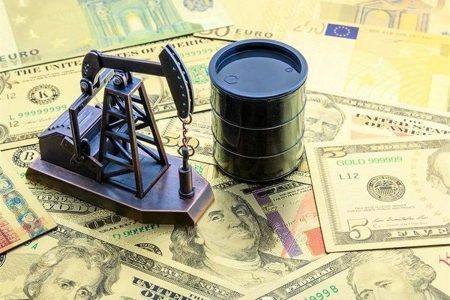 کاهش تولید و عرضه در بازار قیمت نفت را کاهش داد