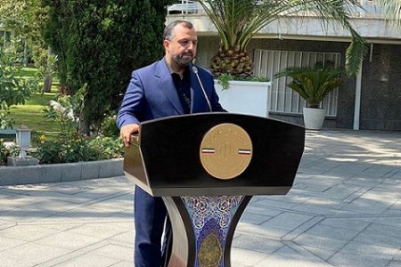 خاندوزی: واردات خودرو در نیمه دوم سال سرعت می‌گیرد