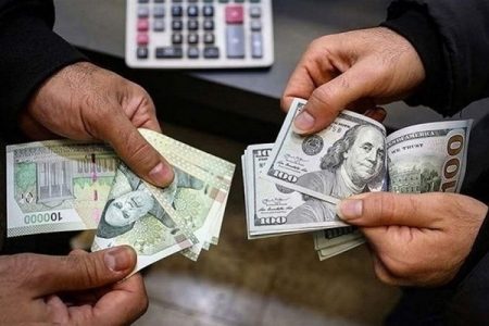 کاهش اندک نرخ دلار امروز (۲۱ شهریور) در مرکز مبادله