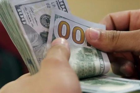 کاهش قیمت دلار در مرکز مبادلات ارزی