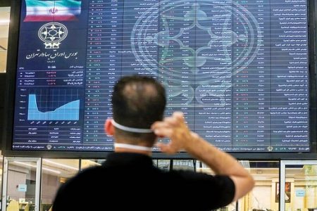 بورس هفته را با چراغ قرمز آغاز کرد