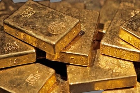 قیمت طلا امروز با ثابت‌ ماندن نرخ دلار کاهش یافت