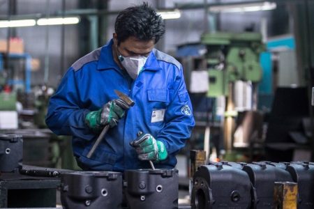 ۷۰ درصد کارگران برای تامین معیشت شغل دوم دارند