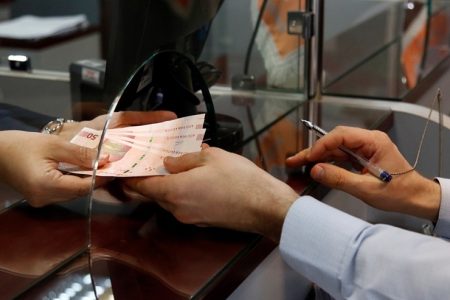پرداخت وام ۳۰۰ میلیونی بدون کارمزد آغاز شد