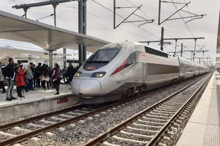 ساخت ۲ قطار سریع‌السیر در ایران با پول چینی‌ها