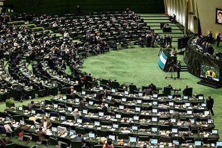 افزایش سن بازنشستگی در قبال همسان سازی حقوق بازنشستگان