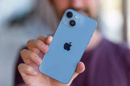 واردات آیفون نو ممنوع؛ واردات آیفون کارکرده آزاد!