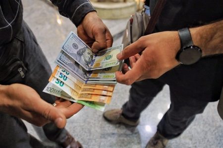 وقت خرید دلار است؟