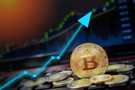 پیش‌بینی ۱۰۰ هزار دلاری شدن قیمت بیت‌کوین!