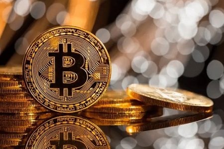 قیمت بیت‌کوین به بالای ۴۳هزار دلار رسید