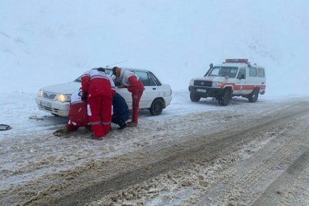 هشدار پلیس راه؛ جاده چالوس برفی و لغزنده شد