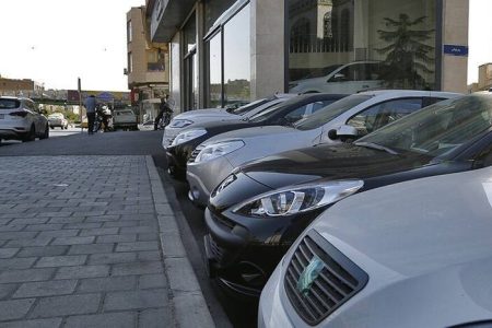 قیمت خودروهای داخلی و وارداتی در بازار امروز (۳ اردیبهشت)