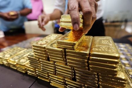 ۶.۶ تن شمش طلا از گمرکات ترخیص و وارد کشور شد