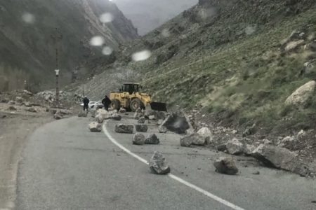 هشدار جدی عدم توقف در حاشیه جاده چالوس