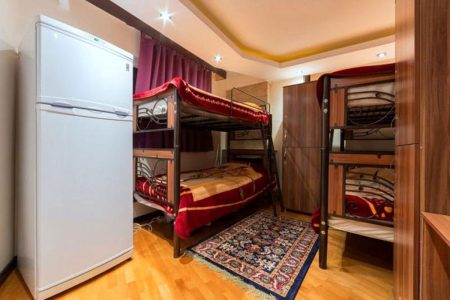 اجاره پانسیون در تهران: کارکردن فقط برای جای خواب!