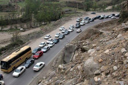 جاده هراز در هر دو مسیر مسدود شد