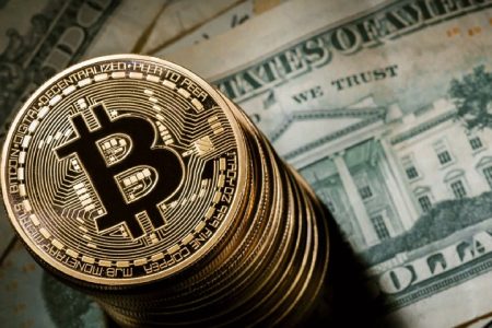 ثبات قیمت بیت‌کوین در کانال ۶۲ هزار دلاری