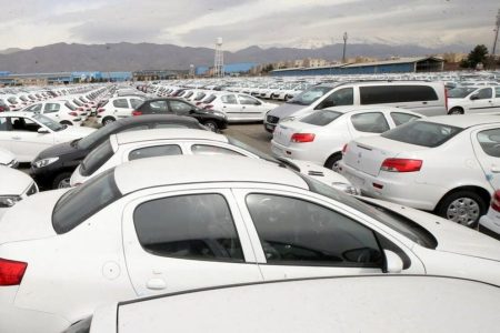 بازار خودرو چشم انتظار قرعه کشی ایران خودرو