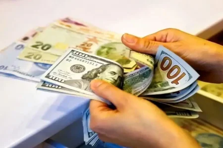 قیمت دلار و ارز اربعین مبادله‌ای امروز (۳ شهریور) چند شد؟
